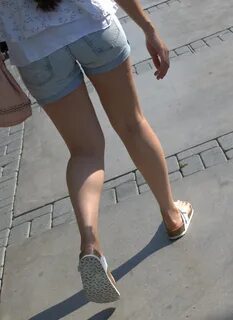 candid turkish girls feet: very sexy ass and body of candid 