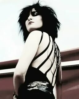 Siouxsies Robertss 🎼 🖤 🖤 on Twitter: "Siouxsie Sioux 📷 Jill 