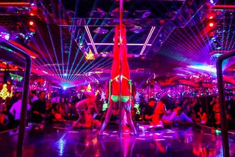 Unbiased Review Of Crazy Horse 3 Strip Club In Las Vegas