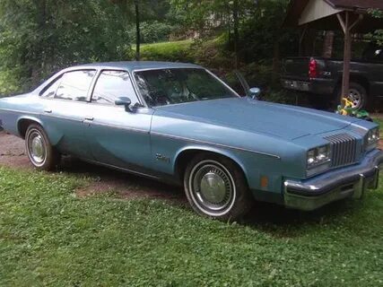 Purchase used 1977 Oldsmobile Cutlass Supreme Sedan 4-Door 5