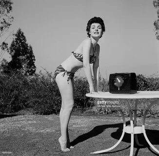 Slice of Cheesecake: Anne Bancroft, pictorial