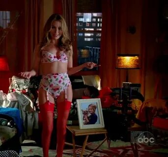 Pop Minute - Becki Newton Nude Ugly Betty Photos - Photo 9