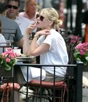 SmokingCelebs.com--Kirsten Dunst smoking cigarettes