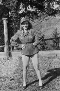 War Photo beautiful girl in German military uniform WW2 4x6 
