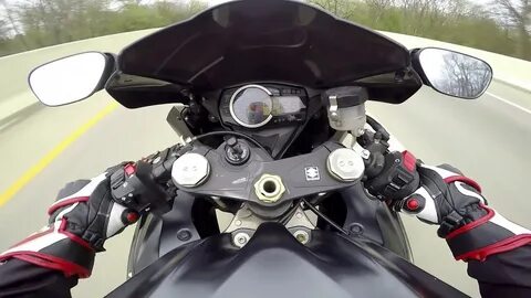 GSXR 1000 Top Speed & Wheelies - YouTube