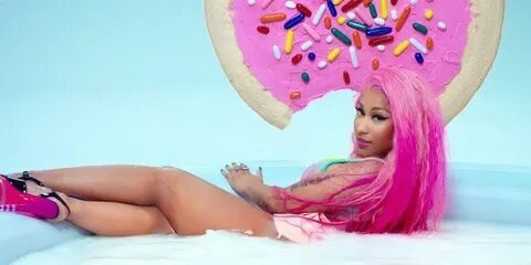 Watch Nicki Minaj and Lil Wayne’s New "Good Form" Video Pitc