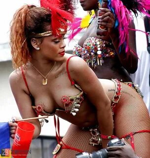 Rihanna ass and boobs