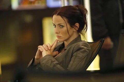Annie Wersching Younger Related Keywords & Suggestions - Ann