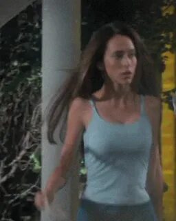 The Hottest GIFs of Jennifer Love Hewitt Ever (29 gifs) - iz