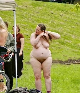 Прогулки голых толстых женщин - 74 красивых секс фото
