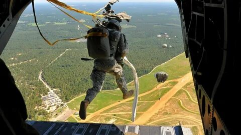 Stunning Visuals of Paratrooper Jump For The First Time, Sta