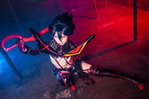 Scantily Clad Kill la Kill Cosplay by Mikehouse Dead Sexy - 