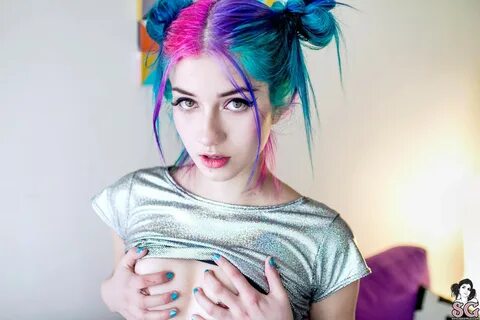 Beautiful Suicide Girl Fay Let's Play! 07 HD Apple iPhone Re