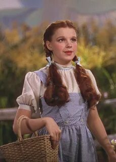 Pin by Ruth Pardieck on judy Wizard of oz movie, Female movi