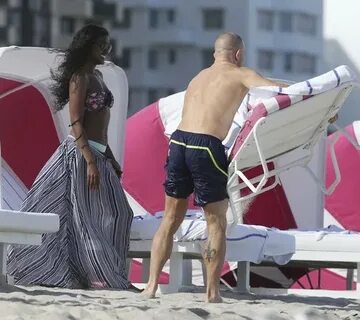 Georges St. Pierre Spotted With Mystery Girlfriend: Making A