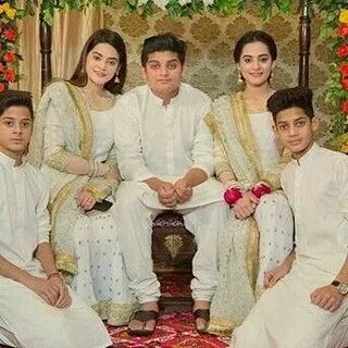 Aiman and minal Khan brothers pictures Pakistani wedding out