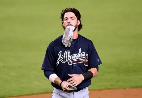 Atlanta Braves inform Dansby Swanson he’s being sent to Trip