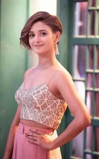 Shakti Mohan Age, Height, Weight, Body, Wife or Husband, Cas
