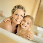Mother and daughter bubble bath Stock Photos - Page 1 : Mast