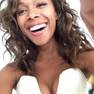 Picture of Nicole Beharie