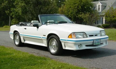 File:Ford Mustang GT convertible (third generation).jpg - Wi