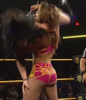 Official Women Of Wrestling Gif Thread (GIFS ONLY/5 GIFS per