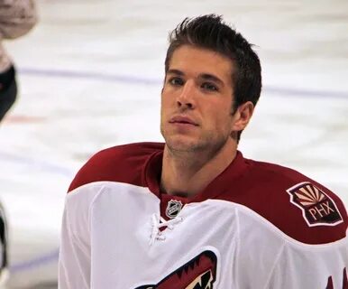 Pyatt, Taylor Nhl players, Hot hockey players, Hockey