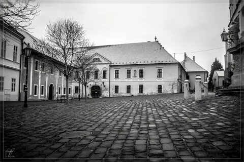 Black and white photo of the old church on the square in tow