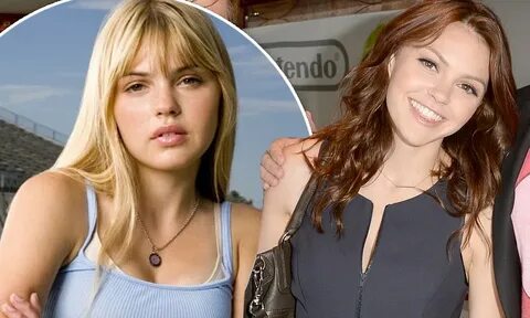 Friday Night Lights' Aimee Teegarden graduates from high sch