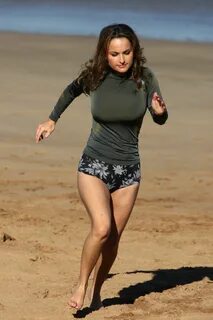 Hot And Sexy Photos Of Giada De Laurentiis - 12thBlog