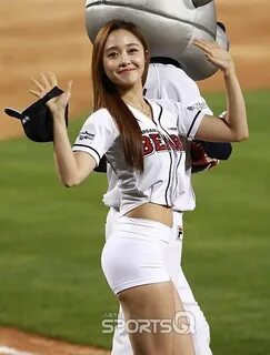 Sexy Korean Baseball Chick Pix - Stickboy Bangkok