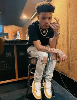 Yellow shoes worn by Lil Mosey on his Instagram account @lil