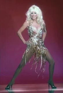 Suzanne Somers. Suzanne somers, Pantyhose outfits, Hot poses