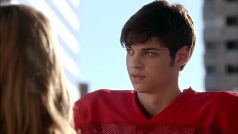 Picture of Noah Centineo in How to Build a Better Boy - noah