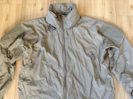 Webbingbabel: READYONE INDUSTRIES, INC. Jacket, soft shell,l