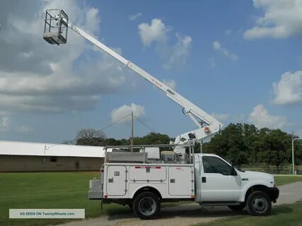 2004 Ford F450 Xl - Air Compressor W/dryer & Onan 7000 Power