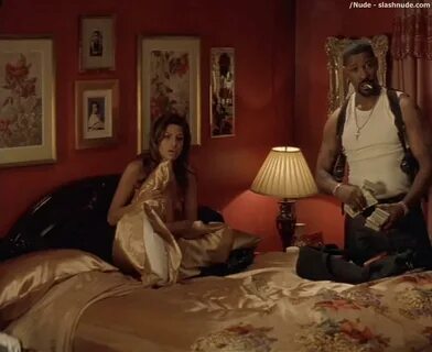 Eva Mendes Nude Bedroom Scene From Training Day - Photo 5 - 