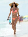 Bethenny Frankel in coral bikini in Miami before RHONY retur
