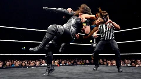 NXT TakeOver: London - Bayley vs Nia Jax (NXT Women’s Champi