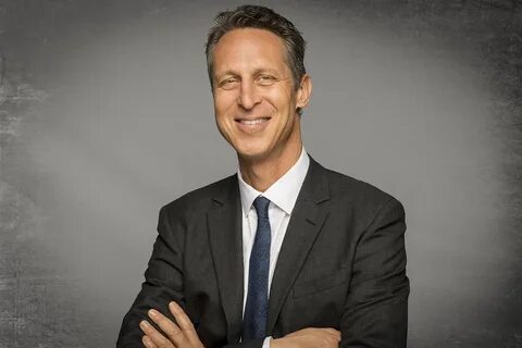 Dani talks with Dr. Mark Hyman, Director, Cleveland Clinic Center for Funct...