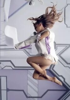 Ariana Grande's Feet (100) - Celebrity Feet Pics