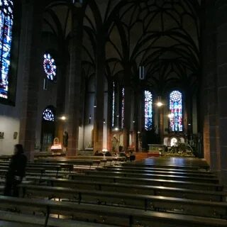 Фотографии на Kath. Kirche St. Bonifatius Wiesbaden - Zentru