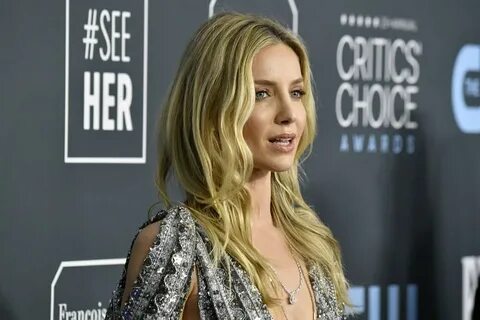 Annabelle Wallis