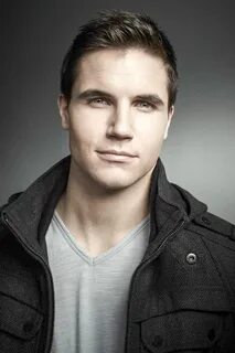 Promotional Photoshoot - 085 - Robbie Amell Fan Photo Galler