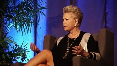 Joan Lunden Promotes 'Age Well' Message at Summit Joan lunde