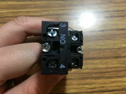 22mm illuminated 2-position selector switches N.O. metal bas