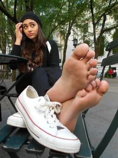 In Your Face SOLES June Edition - /s/ - Sexy Beautiful Women