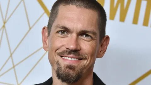 Here's What Steve Howey's Net Worth Really Is