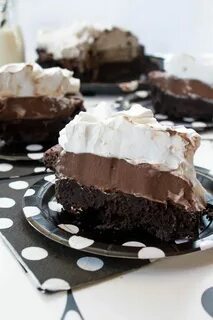 This Mississippi Mud Pie is made with a crumbly Oreo crust, 