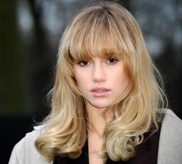 Suki Waterhouse '60s It Girl Hair 60s hair, Hair, Girl hairs